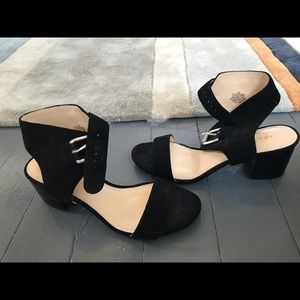 Black Wedges